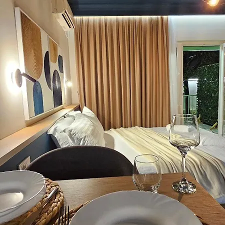 Apartment Olive Garden Blue Tirana